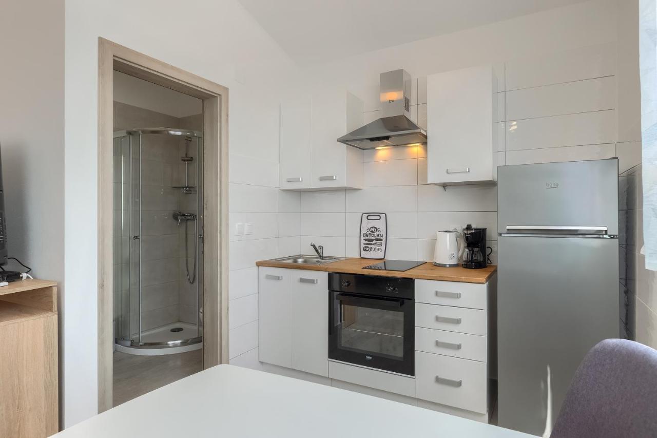 Apartments Medulin 2217 Bagian luar foto