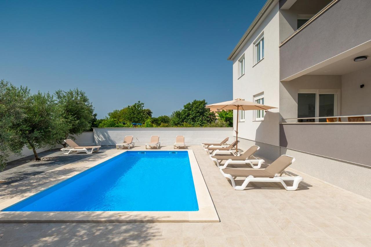 Apartments Medulin 2217 Bagian luar foto
