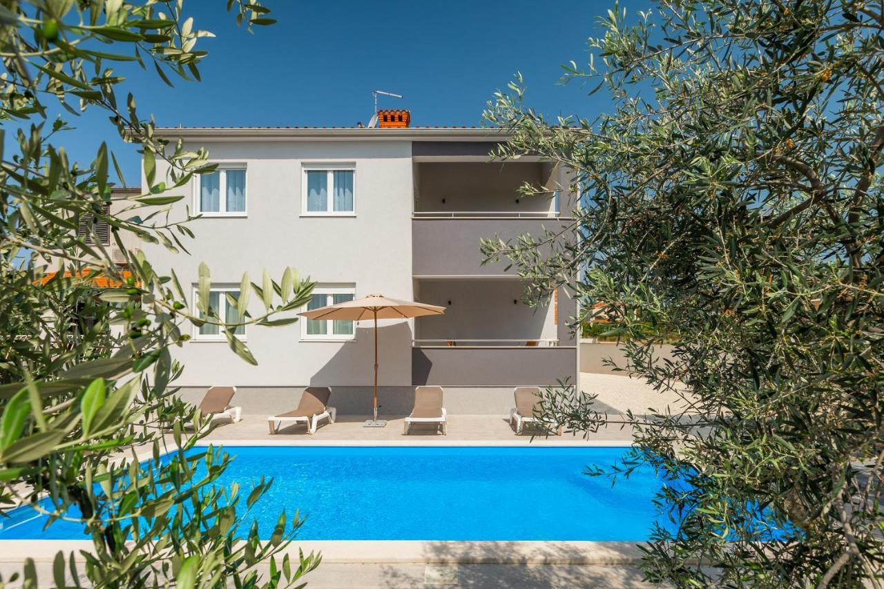 Apartments Medulin 2217 Bagian luar foto