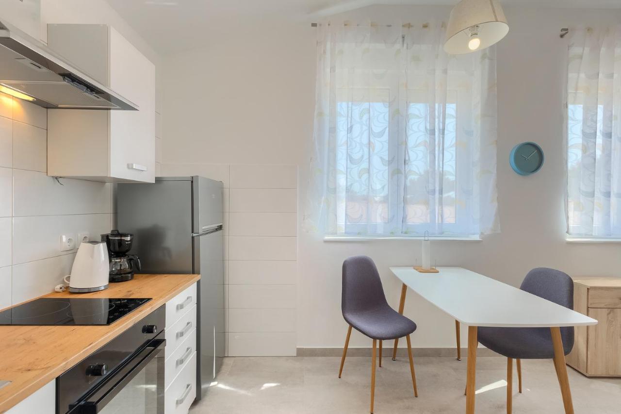 Apartments Medulin 2217 Bagian luar foto