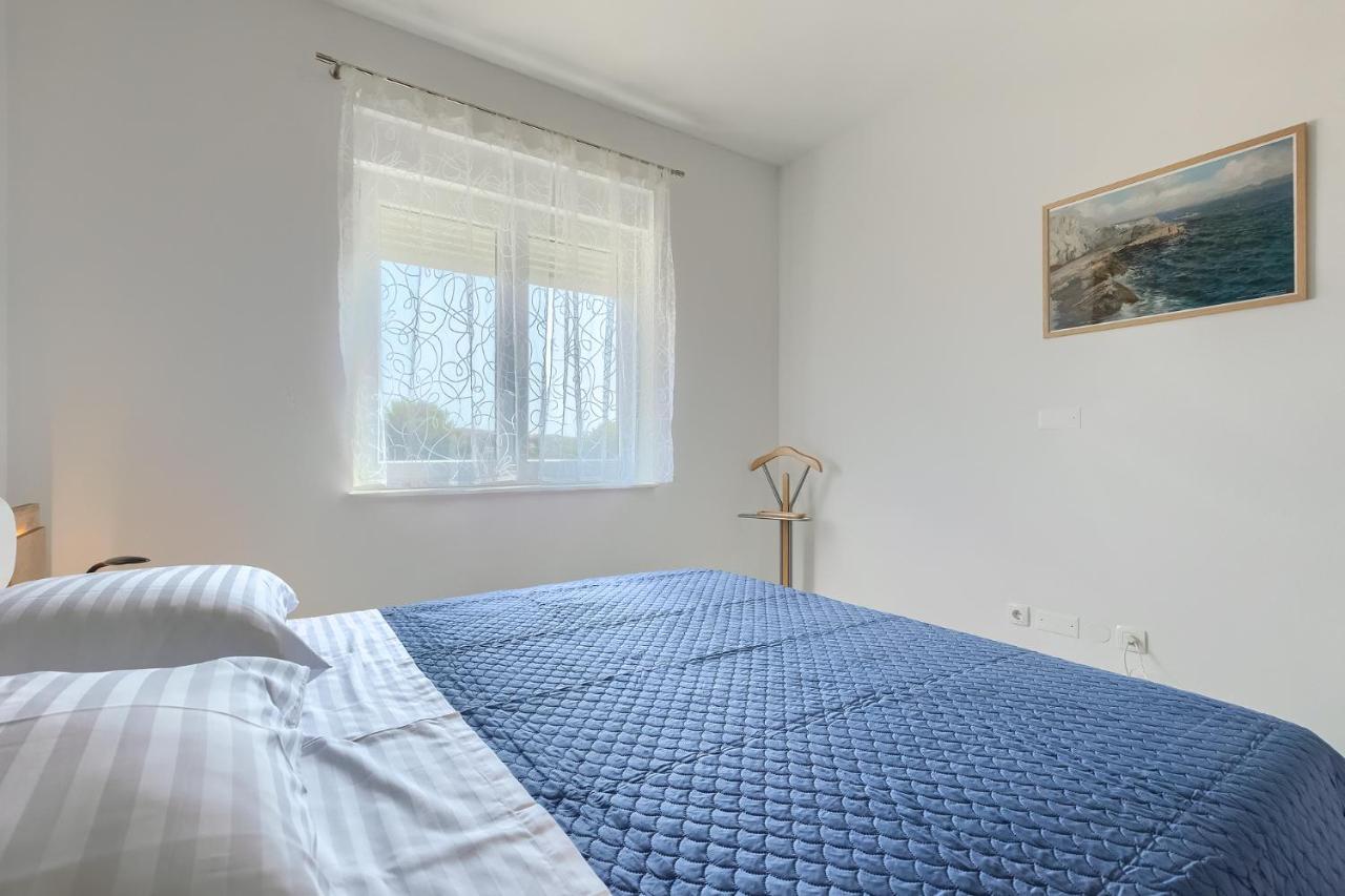 Apartments Medulin 2217 Bagian luar foto