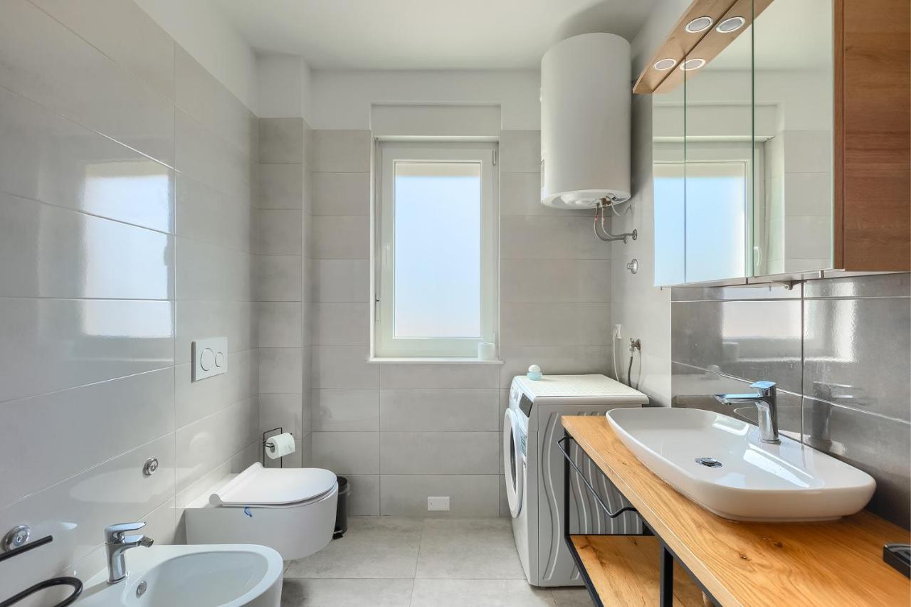 Apartments Medulin 2217 Bagian luar foto
